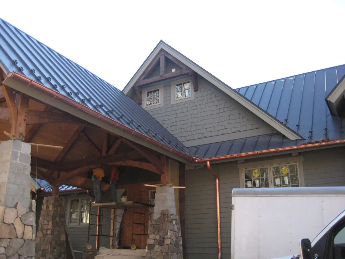 Craftsman Roofing team delivering quality roofing work in Stampede